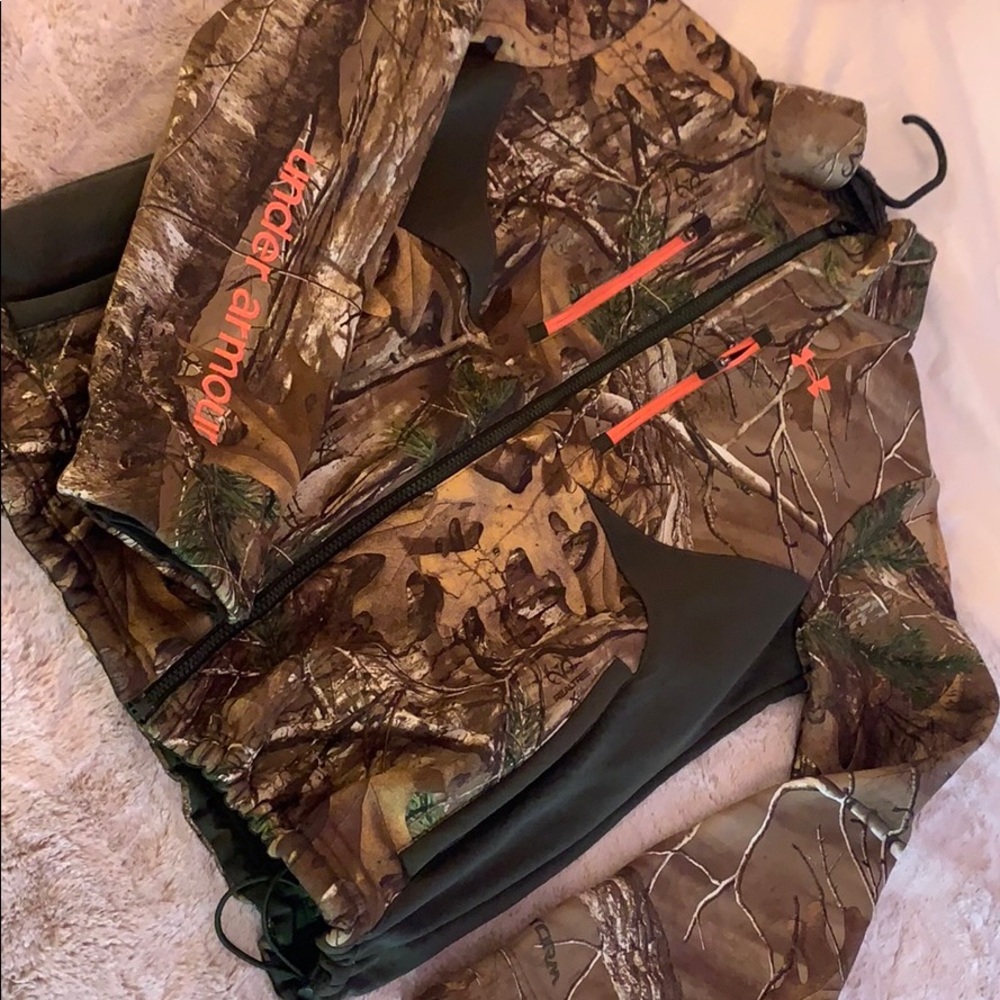 Under Armour Camo Zipup Jacket